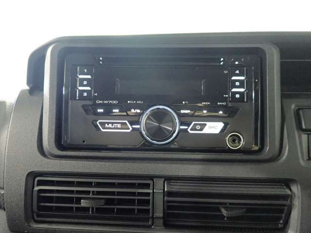 Daihatsu Hijet Deck Van 4