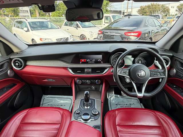 Alfa Romeo Stelvio 2