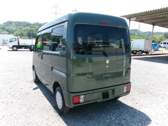 Suzuki Every 8
