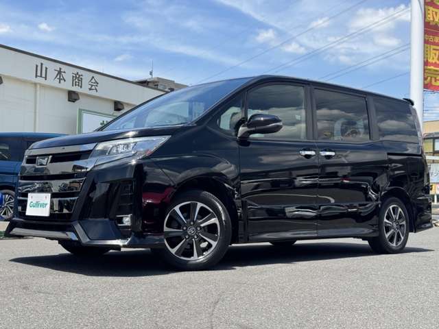 Toyota Noah 5