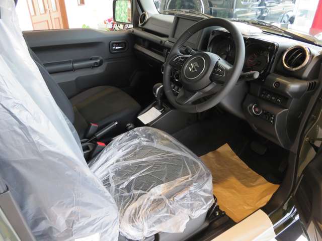 Suzuki Jimny 6