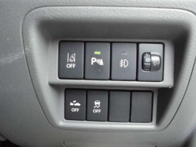Nissan NV100 Clipper 12