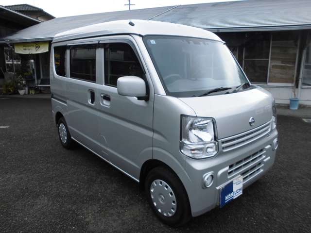 Nissan NV100 Clipper 6