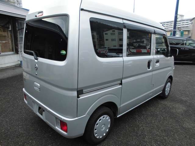 Nissan NV100 Clipper 7