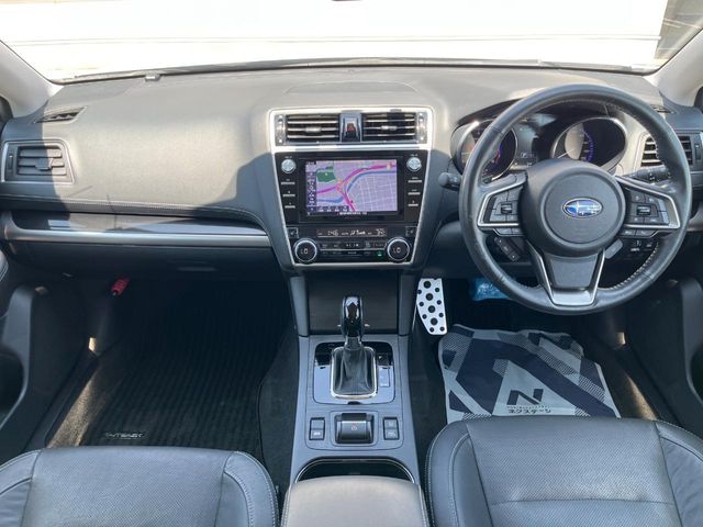 Subaru Legacy Outback 2
