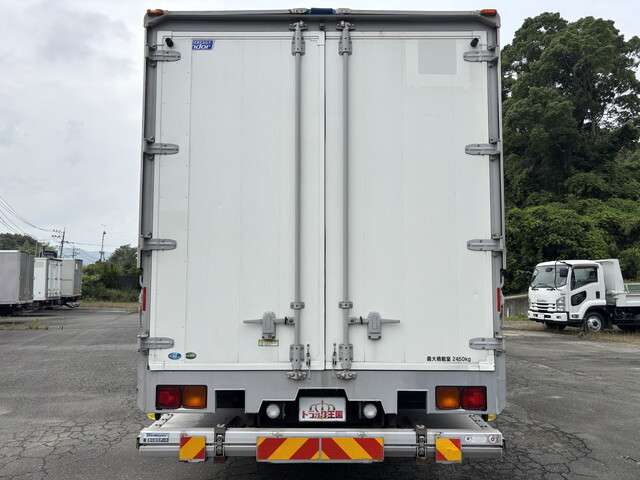 UD Trucks Condor 8