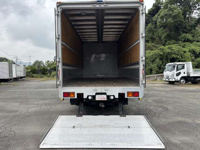 UD Trucks Condor 9
