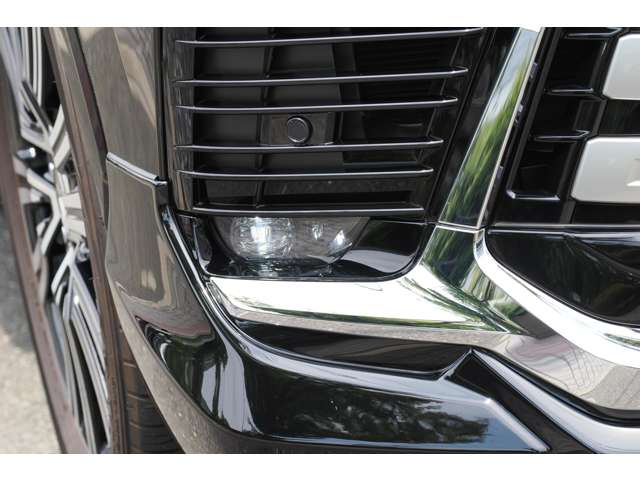 Lexus LX 10