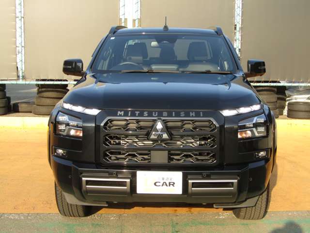 Mitsubishi Triton 3