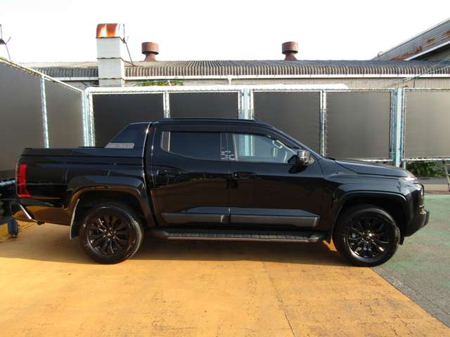 Mitsubishi Triton 5