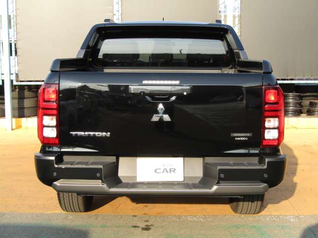 Mitsubishi Triton 7
