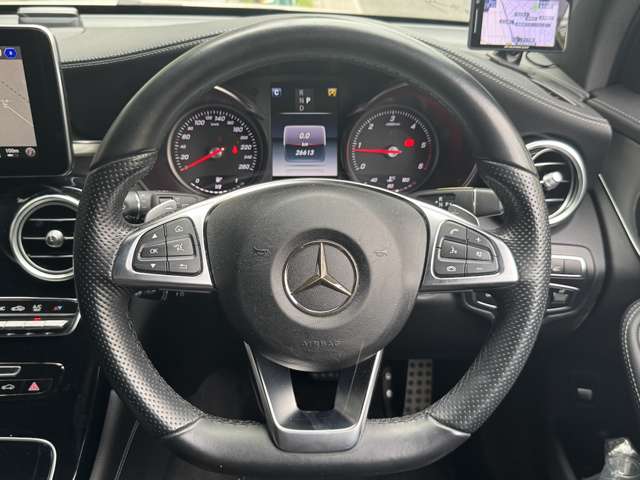 Mercedes-Benz GLC 12