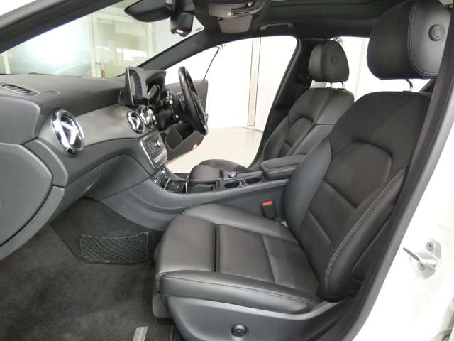 Mercedes-Benz GLA-Class 7
