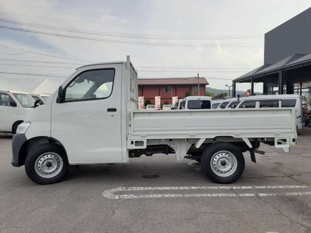 Mazda Bongo Truck 5