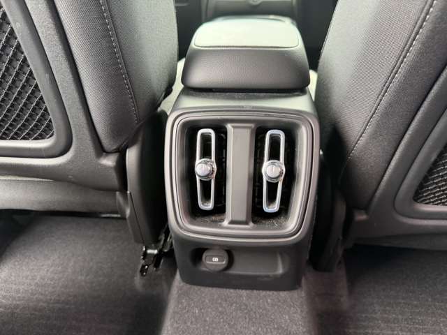 Volvo XC40 12