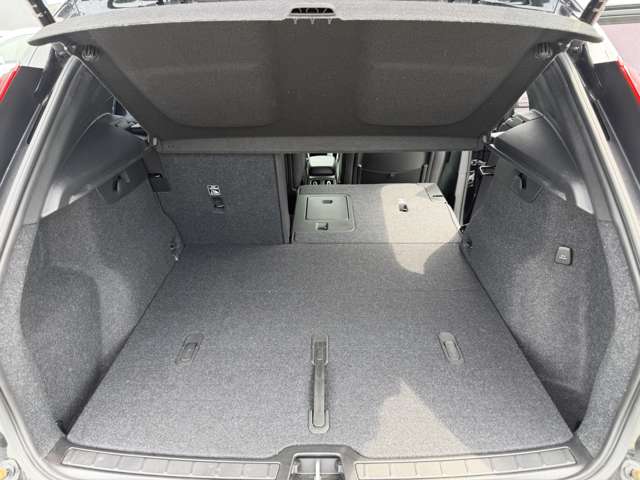 Volvo XC40 8