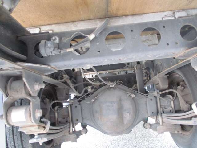 Hino Dutro 11