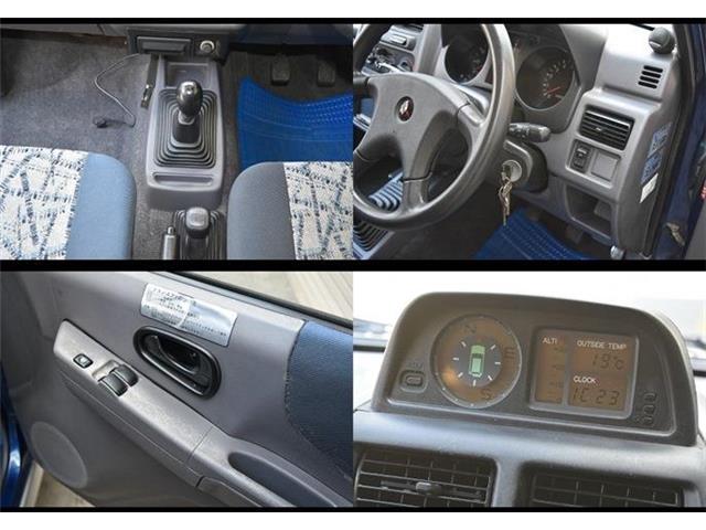 Mitsubishi Pajero Mini 12