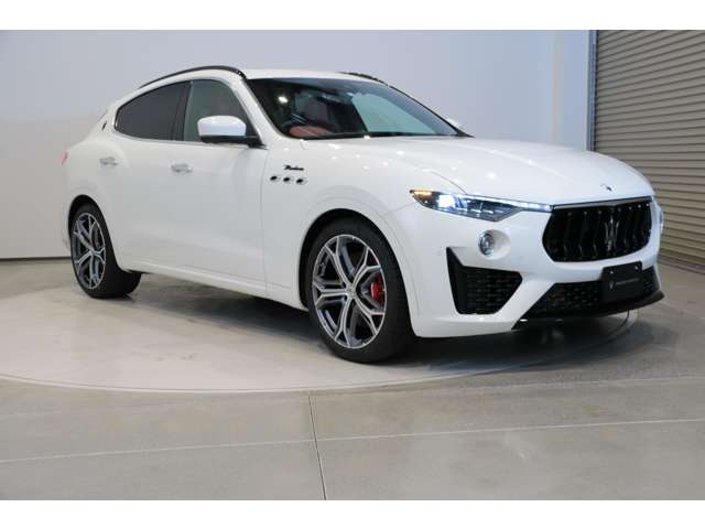 Maserati Levante 11