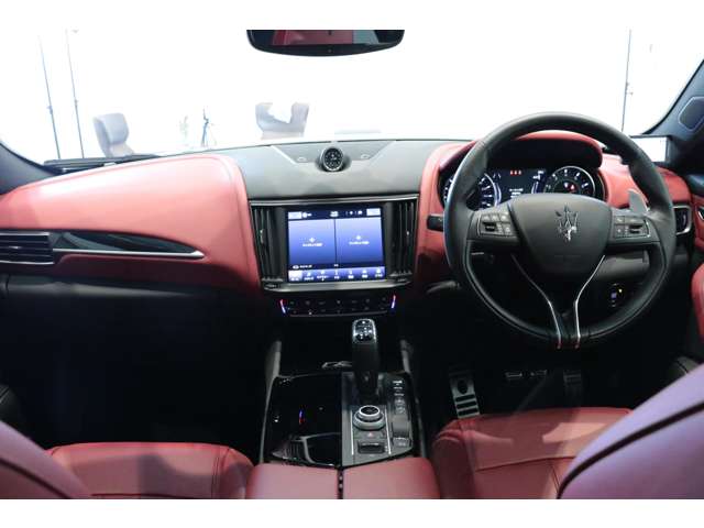Maserati Levante 3