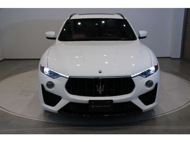 Maserati Levante 10
