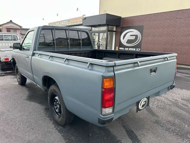 Nissan Datsun 7