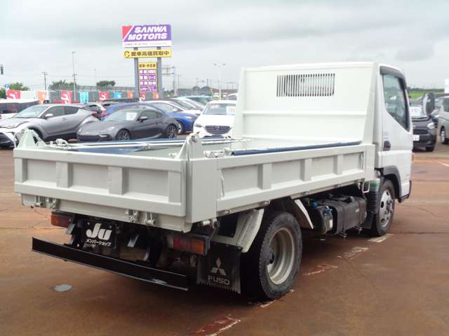 Mitsubishi Fuso Canter 6