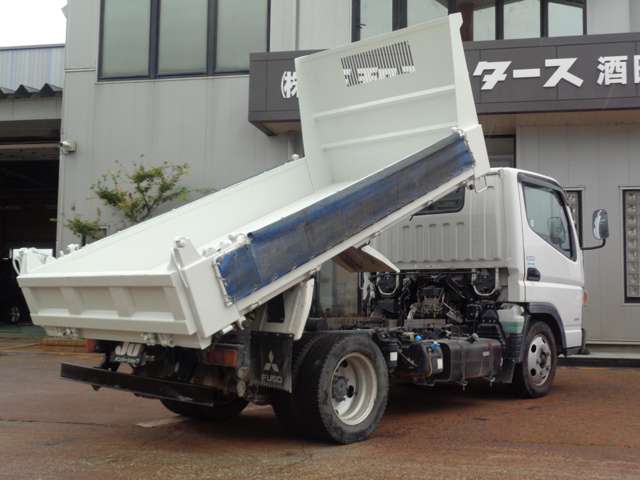 Mitsubishi Fuso Canter 7