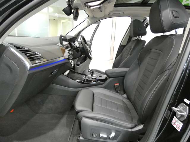 BMW X3 7