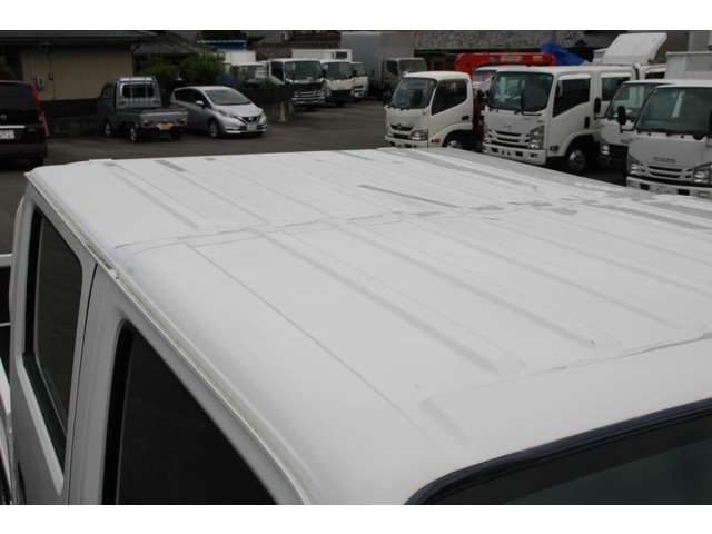 Isuzu Elf 9