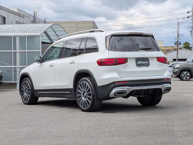 Mercedes-Benz GLB 11