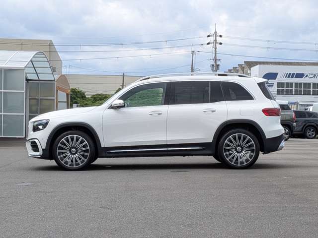 Mercedes-Benz GLB 12