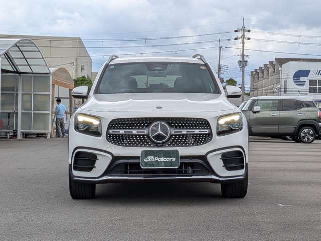 Mercedes-Benz GLB 6