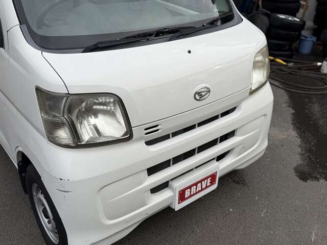 Daihatsu Hijet Cargo 7