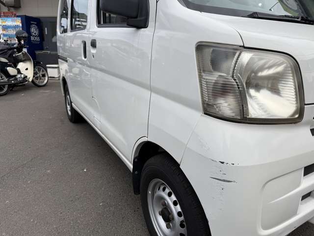 Daihatsu Hijet Cargo 9