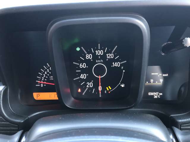 Honda N-VAN 12