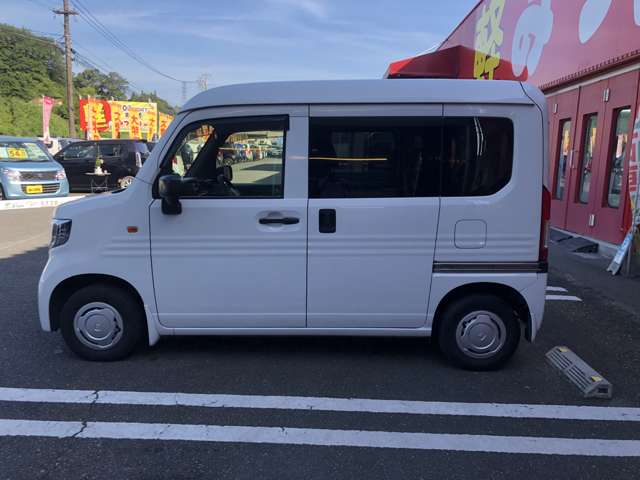 Honda N-VAN 8
