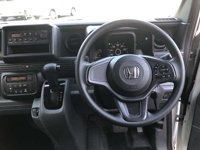 Honda N-VAN 10