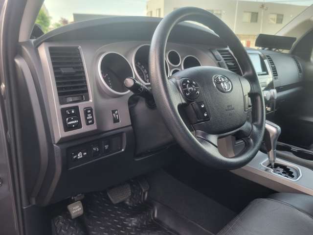 Toyota Tundra 11