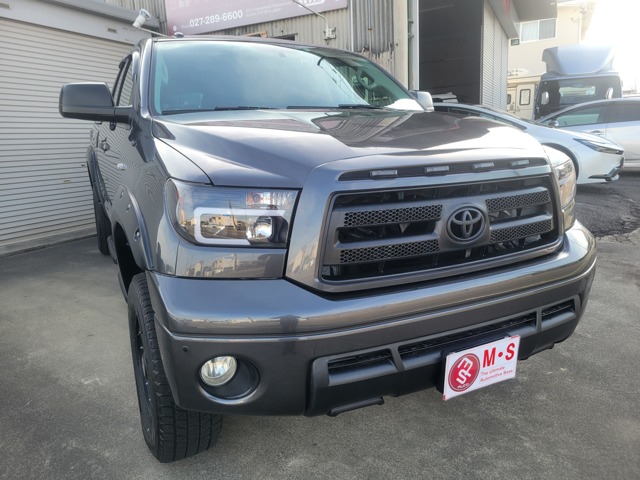 Toyota Tundra 3