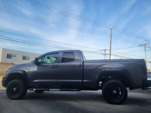 Toyota Tundra 5