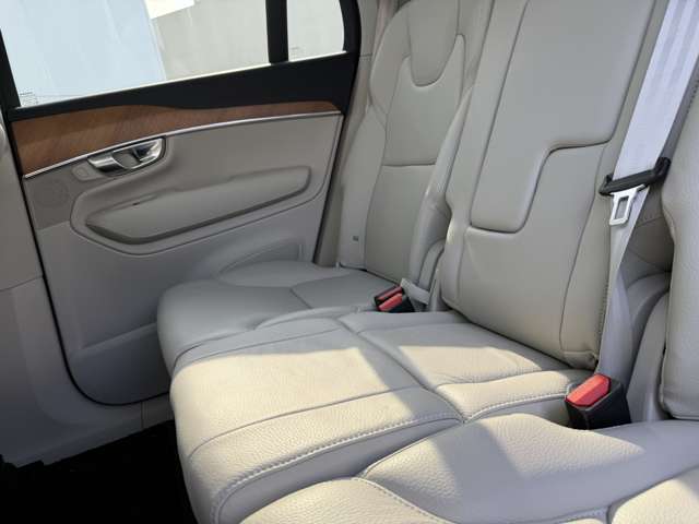 Volvo XC90 12