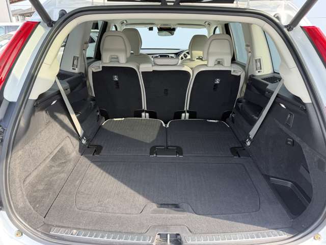 Volvo XC90 8