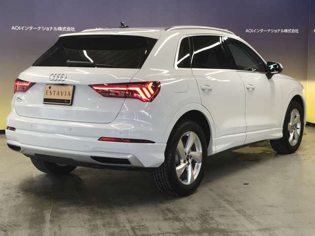 Audi Q3 12