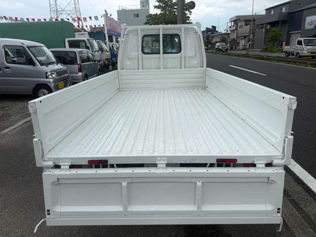 Mazda Bongo Truck 12