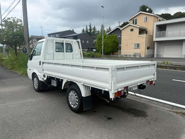 Mazda Bongo Truck 5