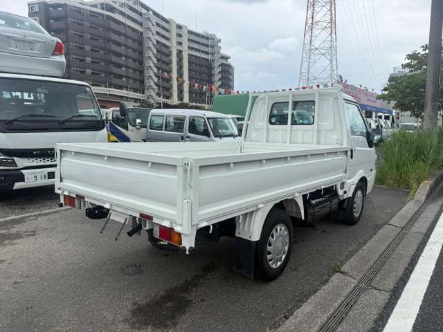 Mazda Bongo Truck 9