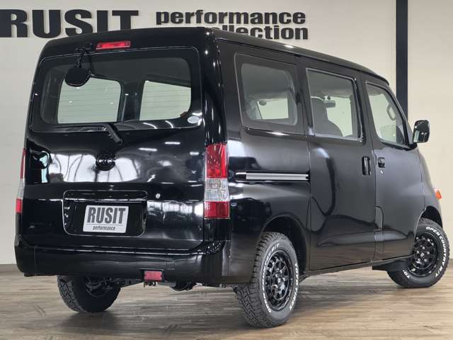 Toyota Town Ace Van 12