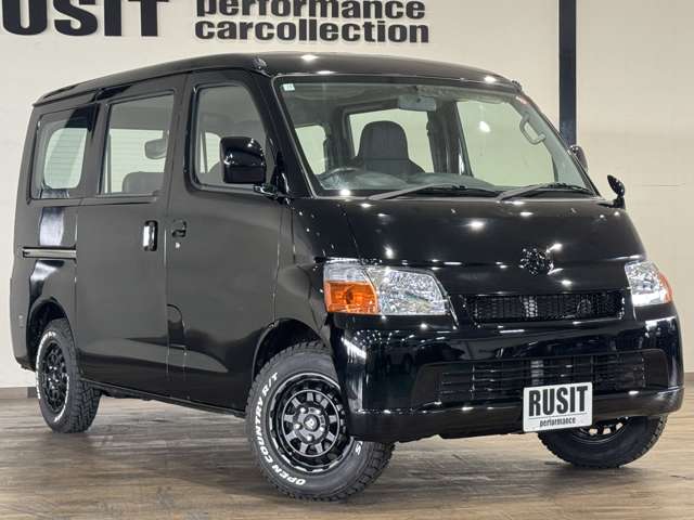 Toyota Town Ace Van 10