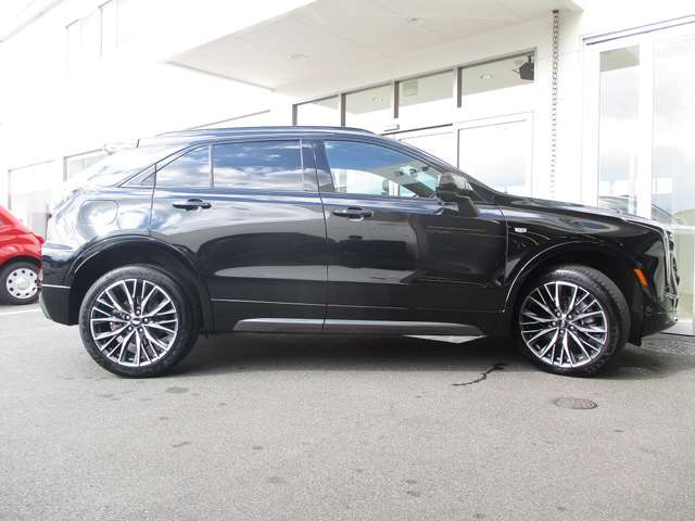 Cadillac XT4 9
